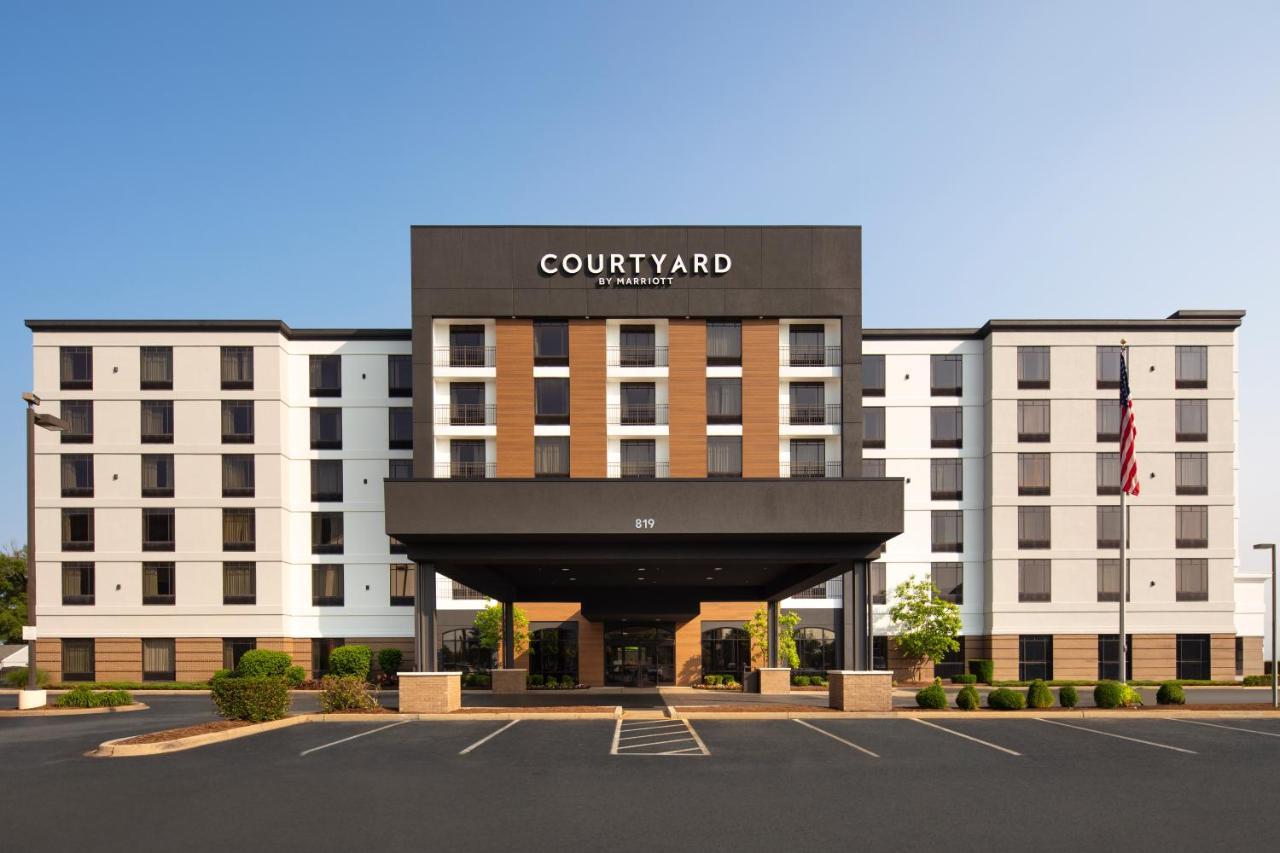 Courtyard Louisville Airport Exterior photo